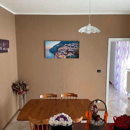 Appartamento Con Tre Camere - Zona Centrale Alessandria Luaran gambar
