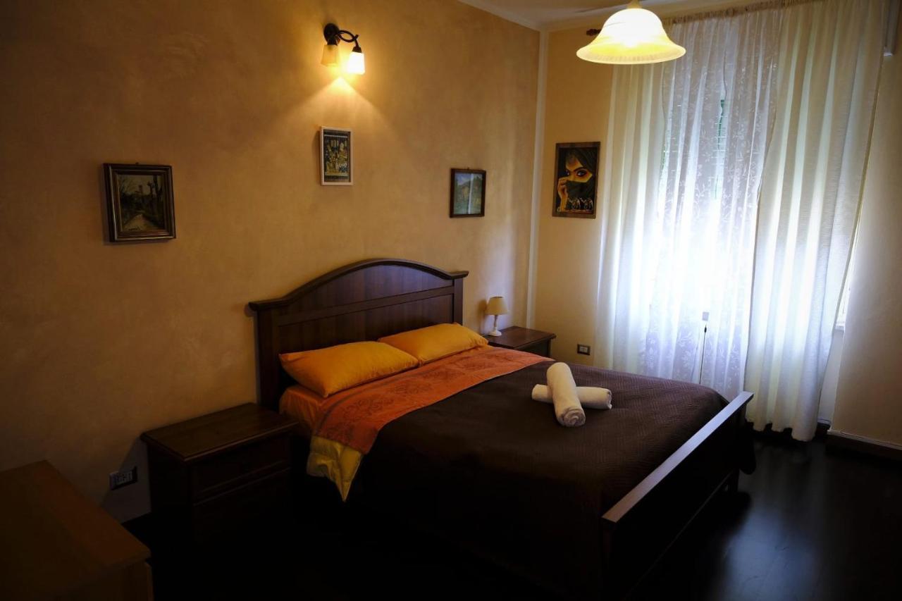 Appartamento Con Tre Camere - Zona Centrale Alessandria Luaran gambar